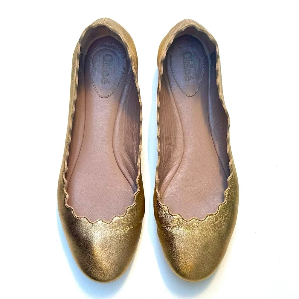 CHLOE Lauren Scalloped Gold Leather Ballet Flats, 36.5, 6.5